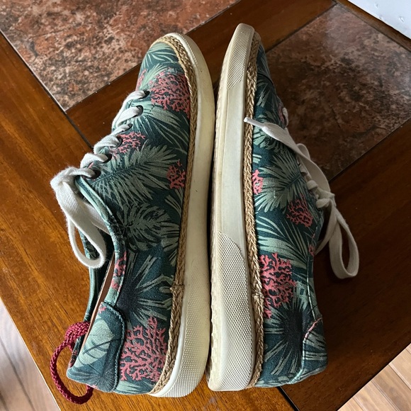 Vionic Tropical Hattie Sneakers Size 9 - Picture 7 of 7